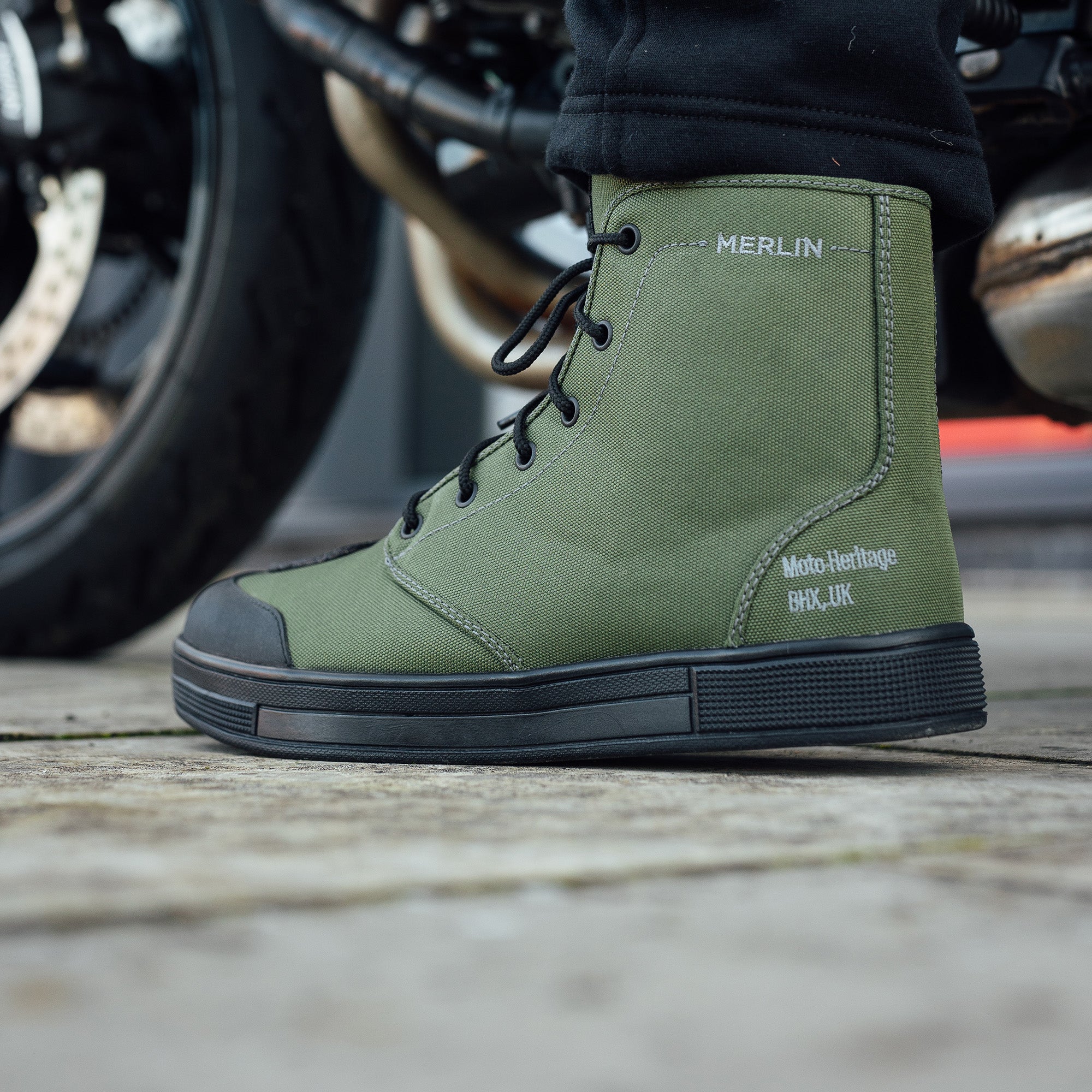 Knots Canvas D3O Boot