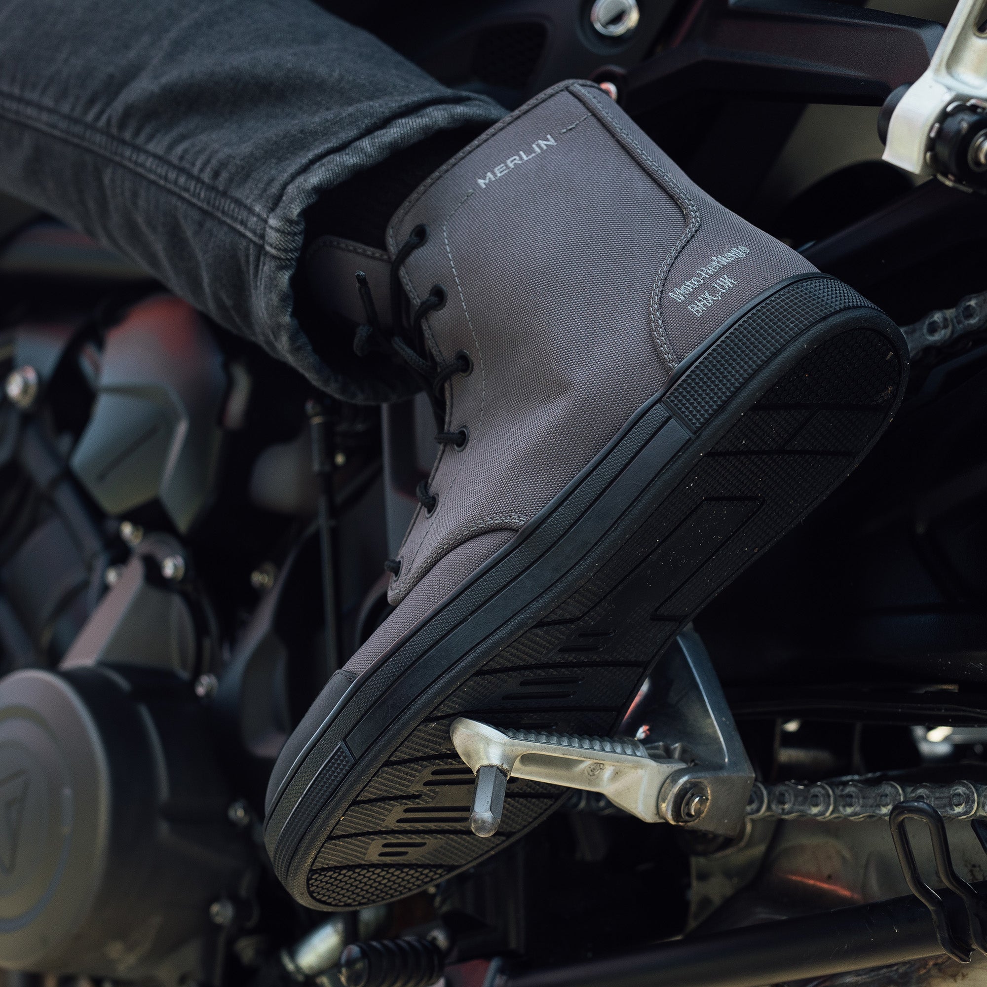Knots Canvas D3O Boot