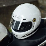 Load image into Gallery viewer, Revival Vintage Full Face Helmet - Flash Optic White
